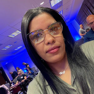 Meet your Posher, Yisel